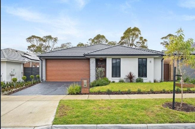 4 Bedroom House in Cranbourne North,  VIC